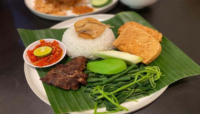 Rahayu Kitchen Sedap Mantap! Nasi Tempong  Nasi Madura